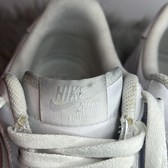 Nike Men's White Airforce 1 Shoes size 9 - Picture 8 of 13